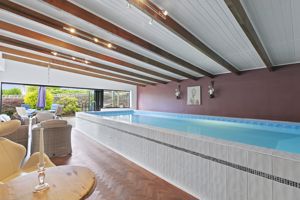 Photo 14- click for photo gallery